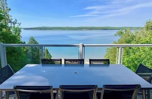 Big Bay Cottage | Zeta's Beachfront Cottage on Georgian Bay