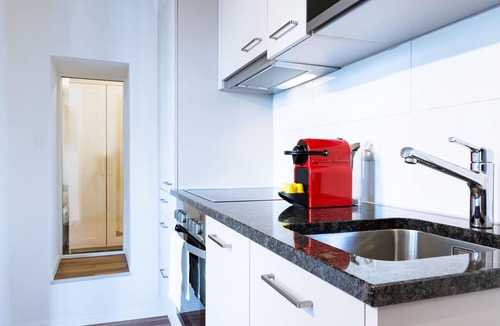 Albisrieden Apartment | ZH Kiwi EG - HITrental Wiedikon Apartments