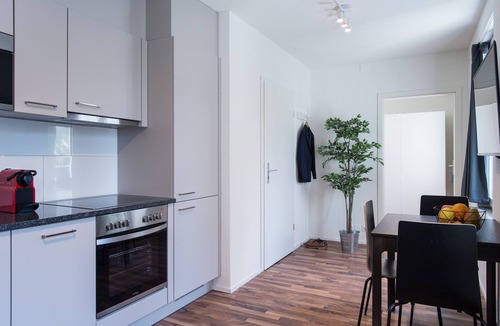 Albisrieden Apartment | ZH Pineapple I - HITrental Wiedikon Apartments