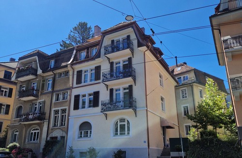 Hirslanden Apartment | ZH Radius 1 - Riesbach HITrental Apartments