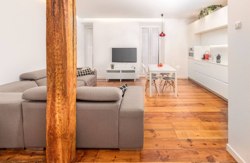Zarautz Apartment | Zigordia 9 Apartment - Well located housing by Egona
