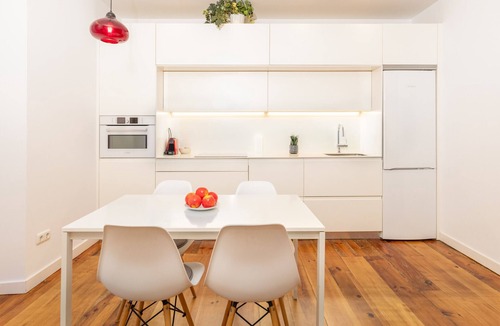 Zarautz Apartment | Zigordia 9 Apartment - Well located housing by Egona