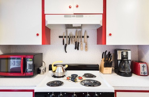 Barton Hills Condo | Zilker Park Townhome (A Barton Springs Oasis)
