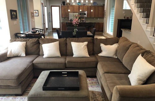 Barton Heights House | Zilker Park, walk to restaurants heated pool, large house!