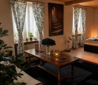Wohlen House | Zimmer mit Zugang zu Küche & Bad