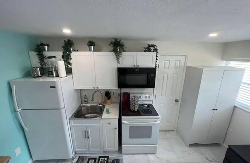 Lake Ridge House | ★ Zin Cozy Studio★5 min to Beach★