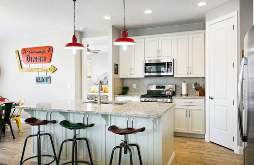 Sienna Hills House | Zion Poolhouse - PRIVATE POOL! Backyard Oasis!