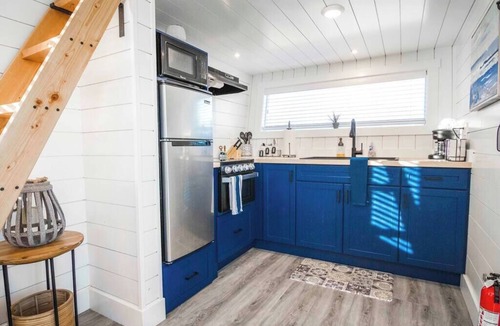 Apple Valley House | Zion Stay Scenic Tiny Home + Sunset Views