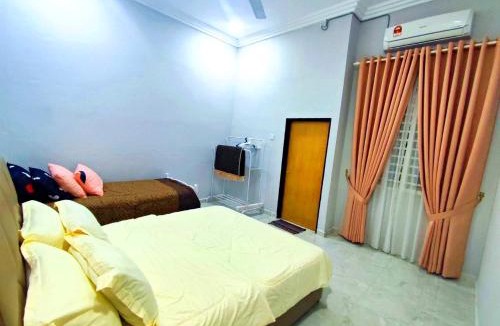 Kampong Raja House | ZIYA Homestay