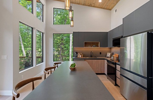 Westminster Cabin | Zoka - A Luxe Modern Cabin Near Clemson w/Hot Tub - Lake Hartwell