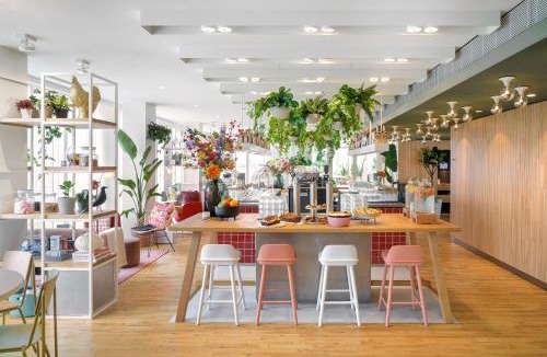 Batignolles Apartment | Zoku Paris