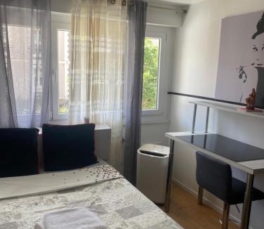 Zola - Pressense House | Zola