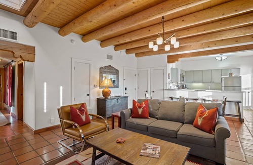 Downtown Santa Fe Hotel | Zona Rosa 75/76 combination unit