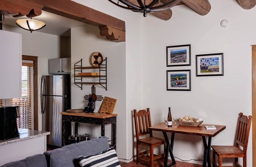 Downtown Santa Fe Villa | Zona Rosa 78, San Isidro