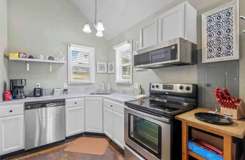 Whitney House | Zona’s home