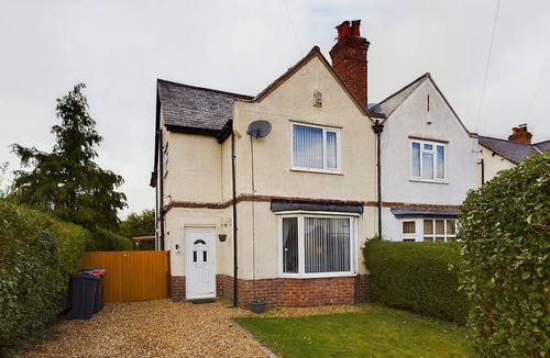 Chorlton-by-Backford Cottage | Zoo Cottage