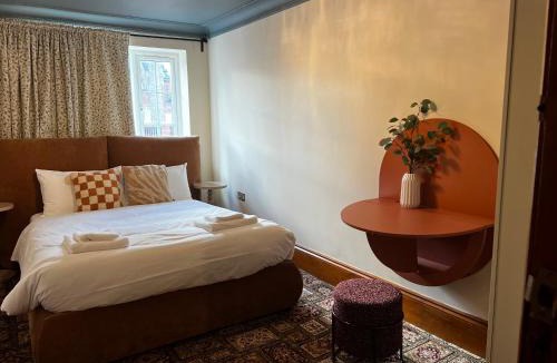 Mapesbury House | Zozy Anson