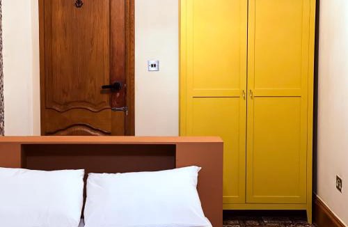 Mapesbury House | Zozy Anson