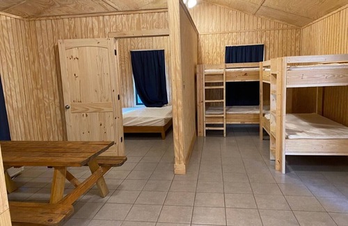 Uvalde County Cabin | Zubers - CA -K Cabin K