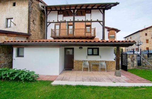 Asteasu House | Zumargain