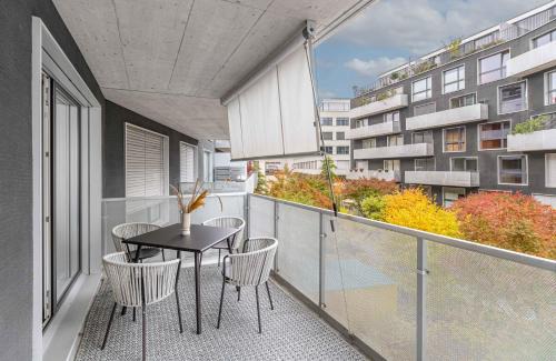 Alt-Wiedikon Apartment | Zurich Luxury Residence 250sqm with AC & parking