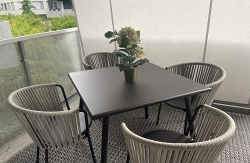 Alt-Wiedikon Apartment | Zurich Luxury Residence 250sqm with AC & parking