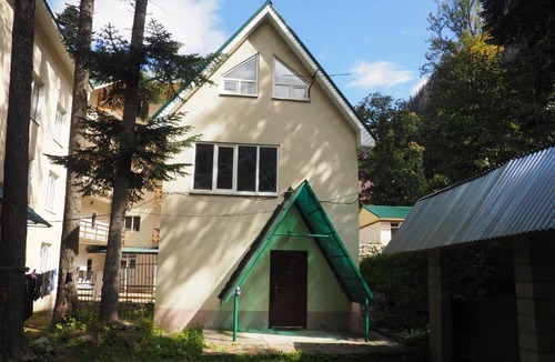 Dombay Hotel | Zvezdniy