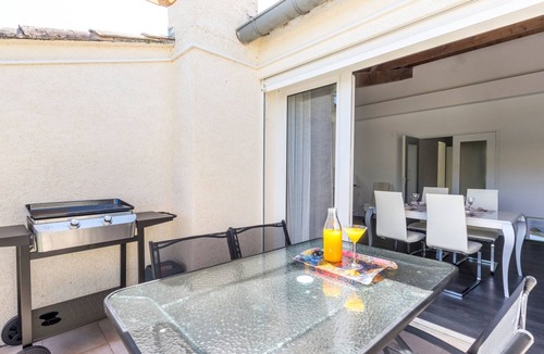 Herepian Apartment | Zwischen Meer, Seen und Bergen by Interhome
