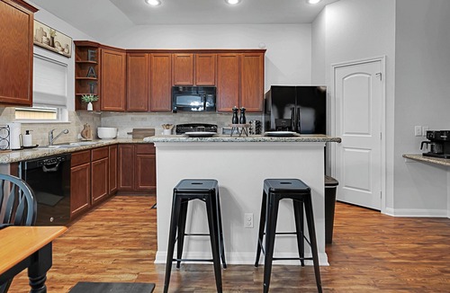 Waco House | Zyla's Place, Close to Airport