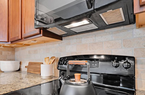 Waco House | Zyla's Place, Close to Airport