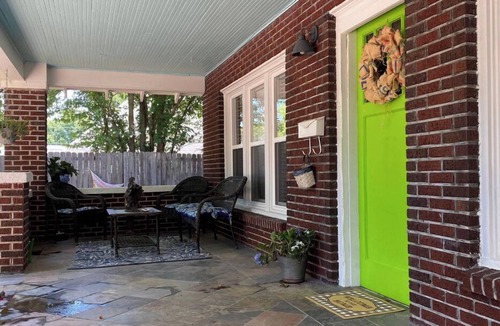 Tahlequah House | Zylee’s House on Choctaw is just a short walk to downtown Tahlequah.
