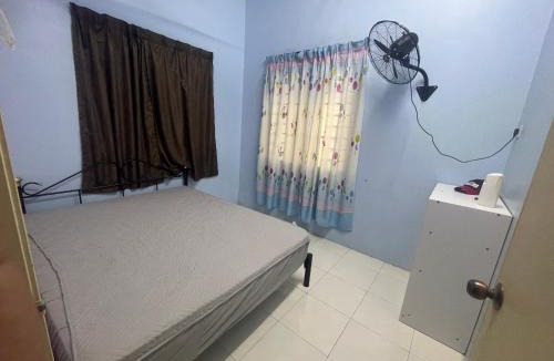 Larut House | ZzHomestay