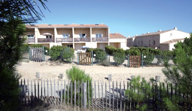 À 100m de la plage | T2 cosy + terrasse & jardin