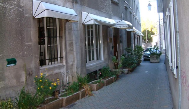 À la Porte Saint Jean