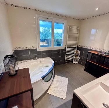 Élégant et chaleureux