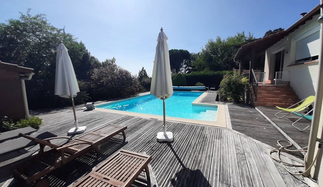 Évasion au Sud-Ouest : Villa de Charme avec Piscine, Proche Nature et Loisir