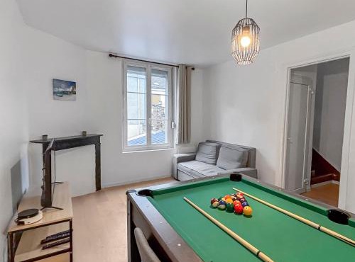 Évasion détente avec Jacuzzi Sauna & Billard