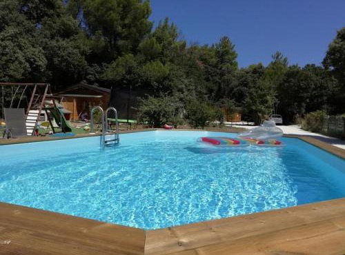 Ô chalets de Provence