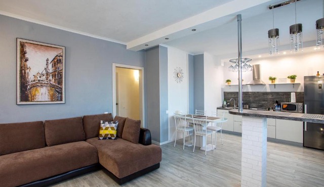 Апартаменты у Кристала на Зелинского