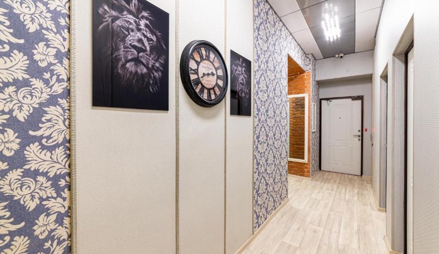 Апартаменты "Чёрное дерево" на Марата, 59