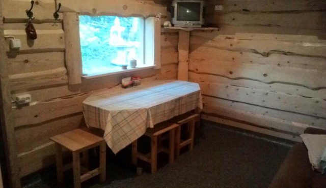 Домик у леса