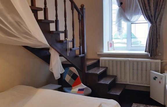 Комнаты в Кузнечном переулке