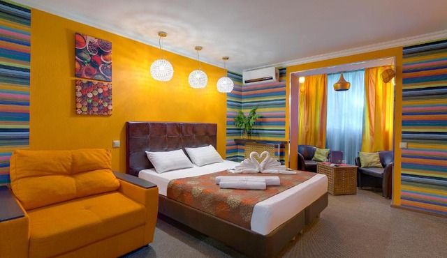 Рандеву Пионерская