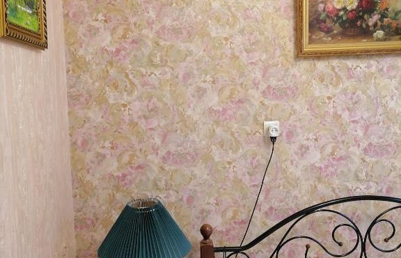 Студия 3-х комнатная по проспект Победы 157