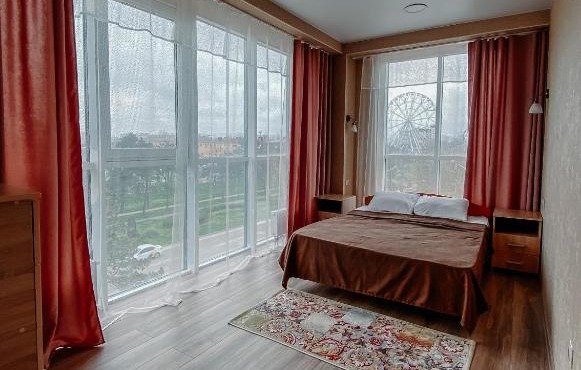 Трёхкомнатные апартаменты на берегу моря