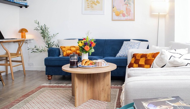 欢迎 | مرحبًا | Manchester Near Airport & City | Big Discounts + Parking + WiFi