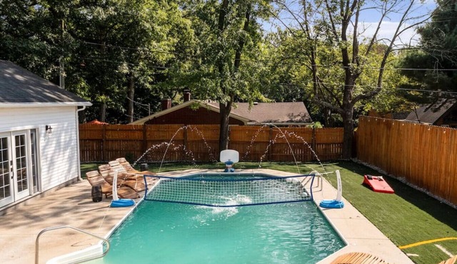 ꕥLuxꕥHeated* Pool/Hot Tub/Gamerooms/Firepit/Outdoor Shower/Bunks