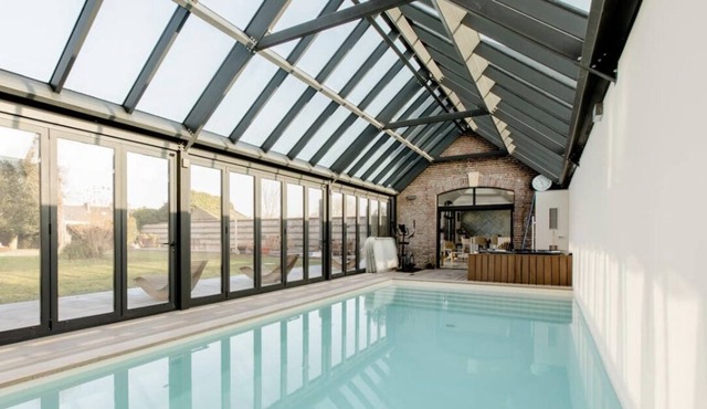 Écurie Les Tourelles Piscine Intérieure & spa