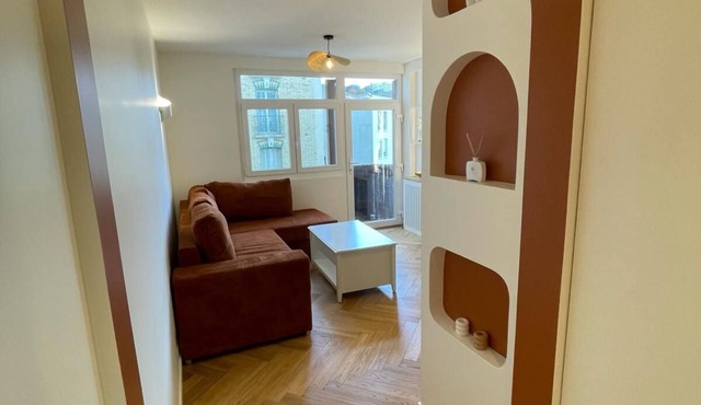 Élégance et Confort: Réservez Notre Bijou de 35m²
