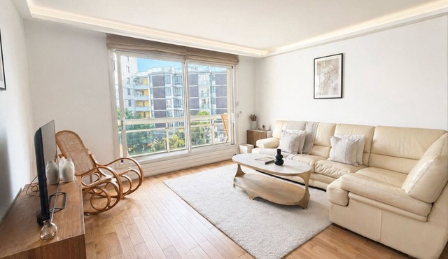 Élégant Appartement à Levallois-Perret